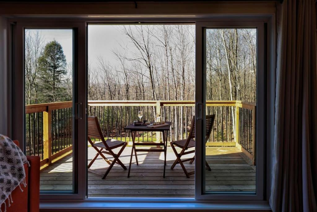 Chalet Woodpecker Lodge - Chaleureux Avec Foyer. Orford Exterior foto